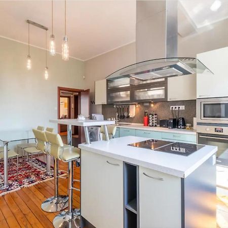 Charming 2Bdr Apartment In Historic Center With Parking 소피아 외부 사진