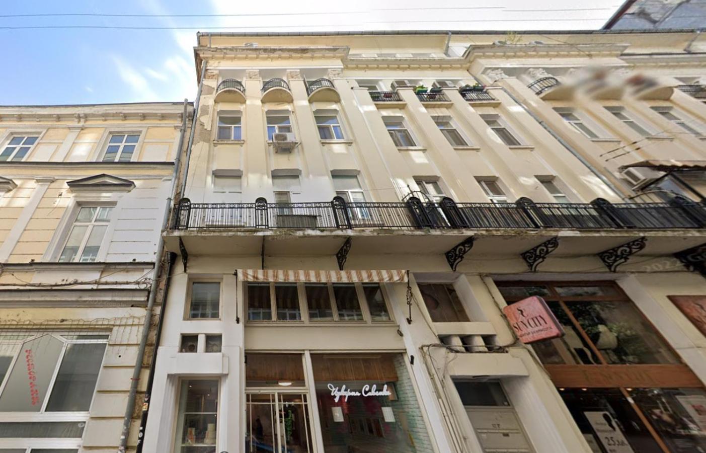 Charming 2Bdr Apartment In Historic Center With Parking 소피아 외부 사진