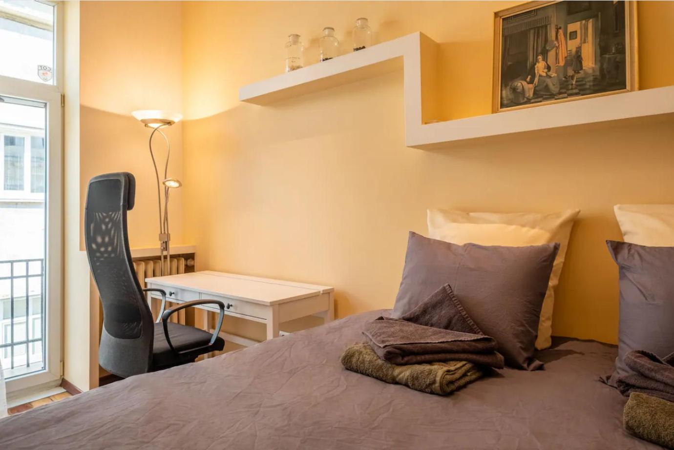 Charming 2Bdr Apartment In Historic Center With Parking 소피아 외부 사진