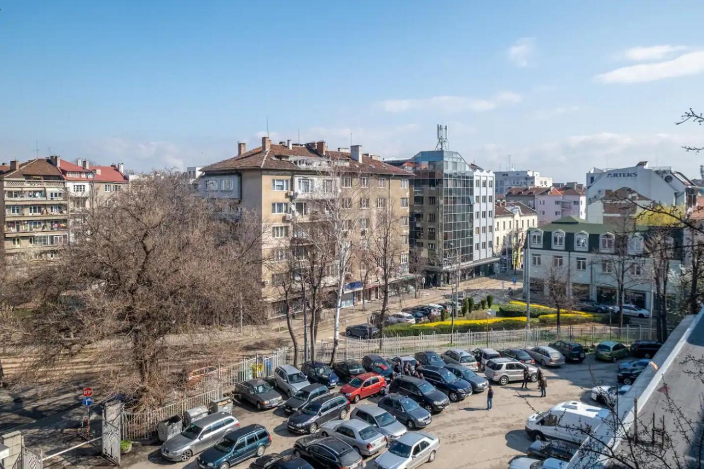 Charming 2Bdr Apartment In Historic Center With Parking 소피아 외부 사진